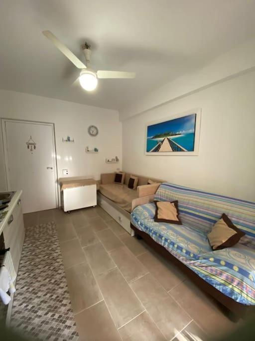 Casa Vacanza Giardini Naxos Taormina Miranaxos Exteriör bild