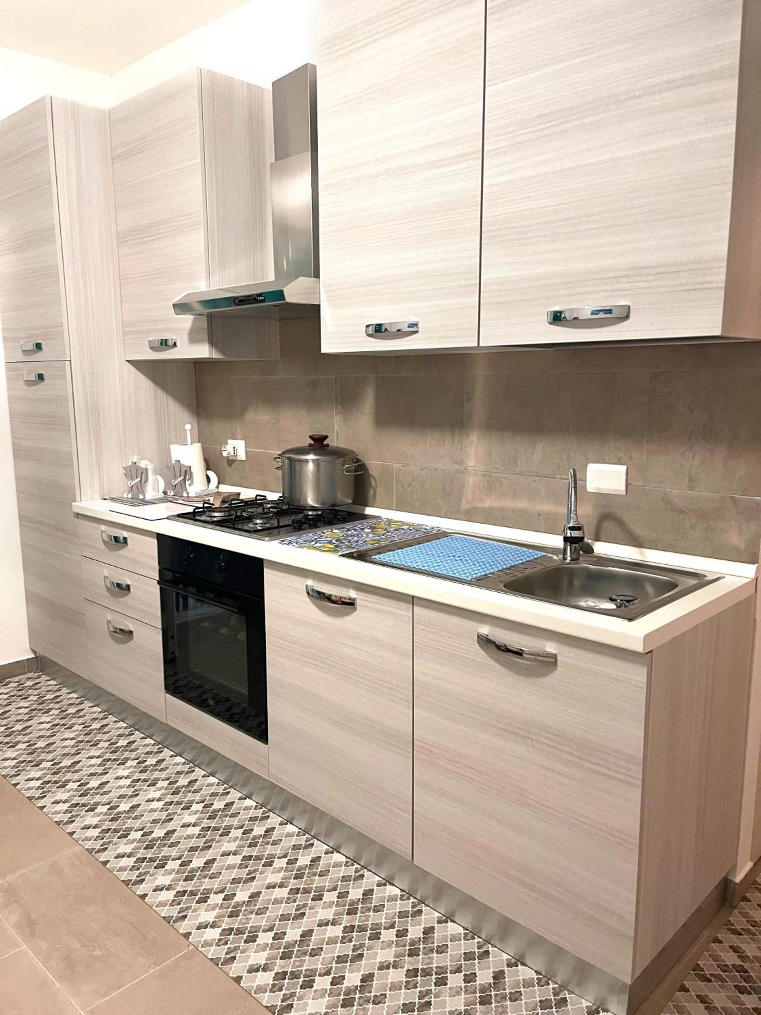 Casa Vacanza Giardini Naxos Taormina Miranaxos Exteriör bild